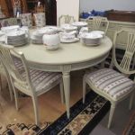 696 1675 DINING ROOM SET